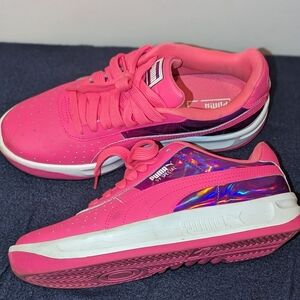 Puma sneakers